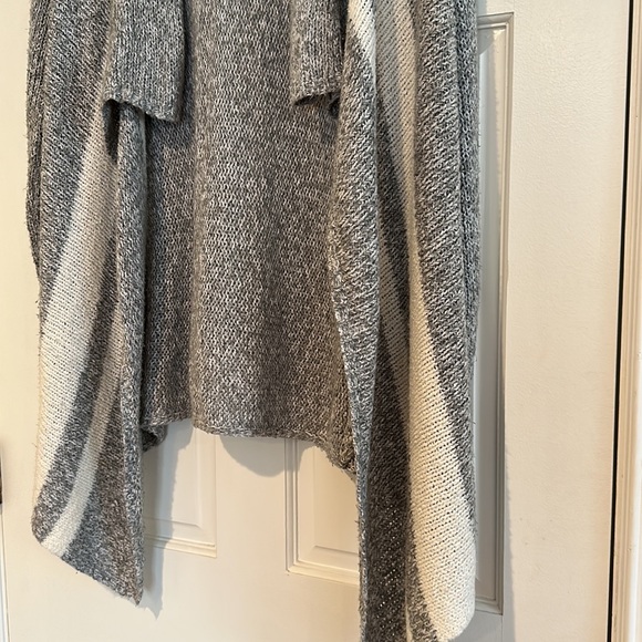 Soybu Sweater Size S - Picture 3 of 4